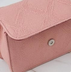 sabuj hub pink handbag side lock view sabuj hub pink handbag side lock view