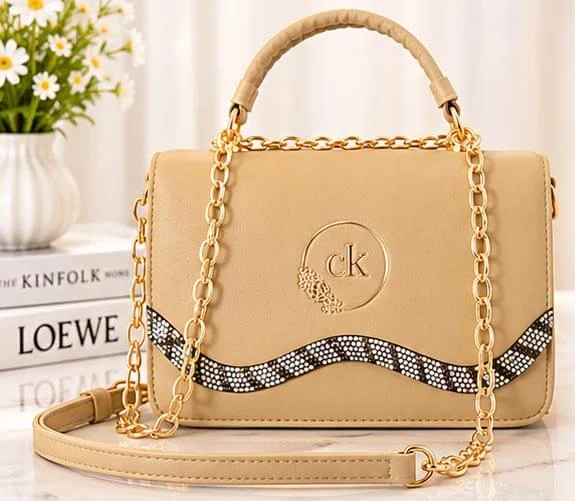 Stylish Beige Ladies Handbag for Women Stylish beige ladies handbag with gold chain