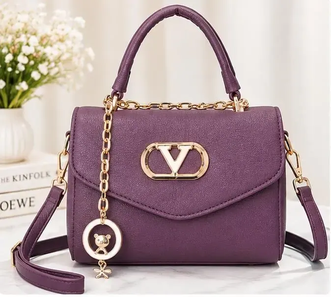 Stylish Purple Ladies Handbag for Women Stylish purple ladies handbag with gold chain
